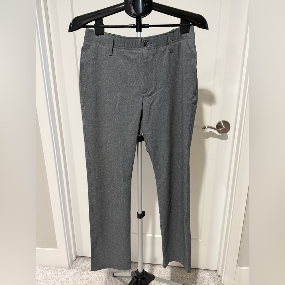 Under Armour Men's Gray Dress Pants